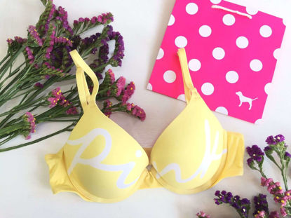 Imagen de PINK Bra Everywhere Push-Up  Amarillo Claro Letras PINK